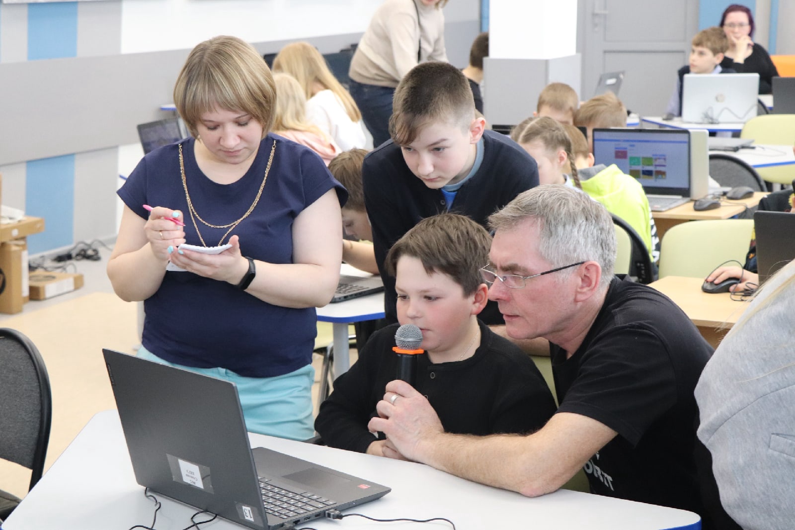 5qfX23jVBo97XiUa1hvX3zFmOnr5r5B6Ko0iXAWi QOAq4n4dRe ox 0f7tYgmZGsyQrgS4RvU243w77i3Xulg7l